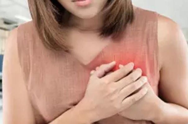 打完达必佳会出现乳房疼痛