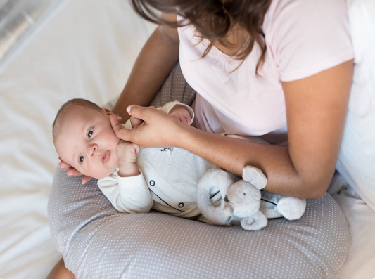 科学喂养可缓解二月闹