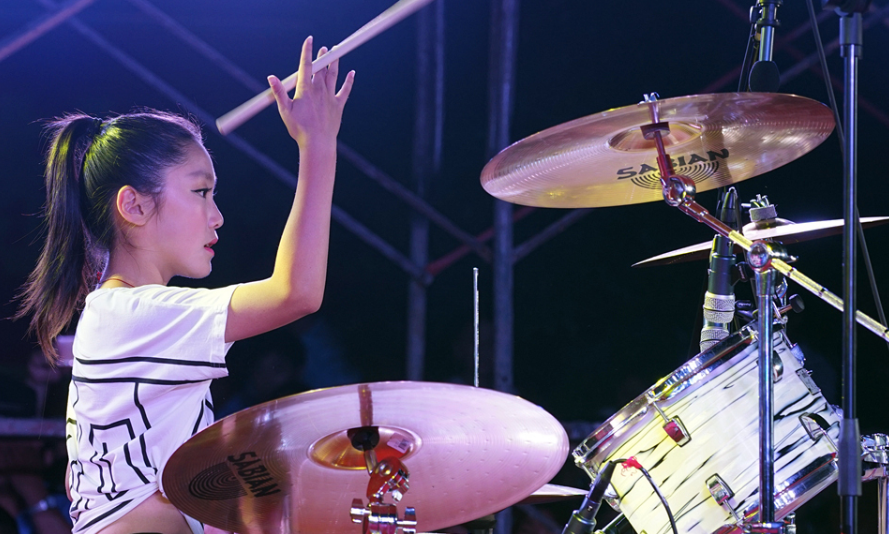 学架子鼓可提高社交能力