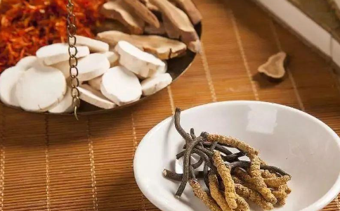 补中益气汤配方里有人参