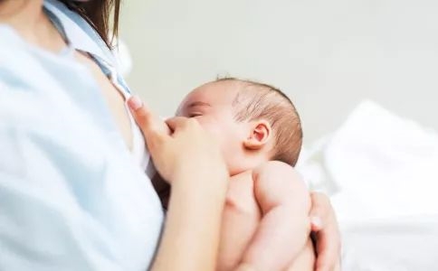 母乳是宝宝的粮食
